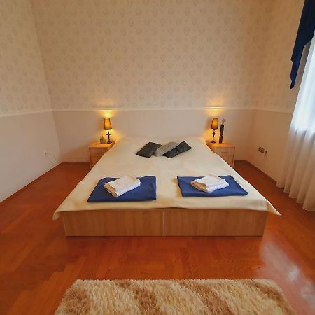 Adel Apartman Мишкольц Экстерьер фото